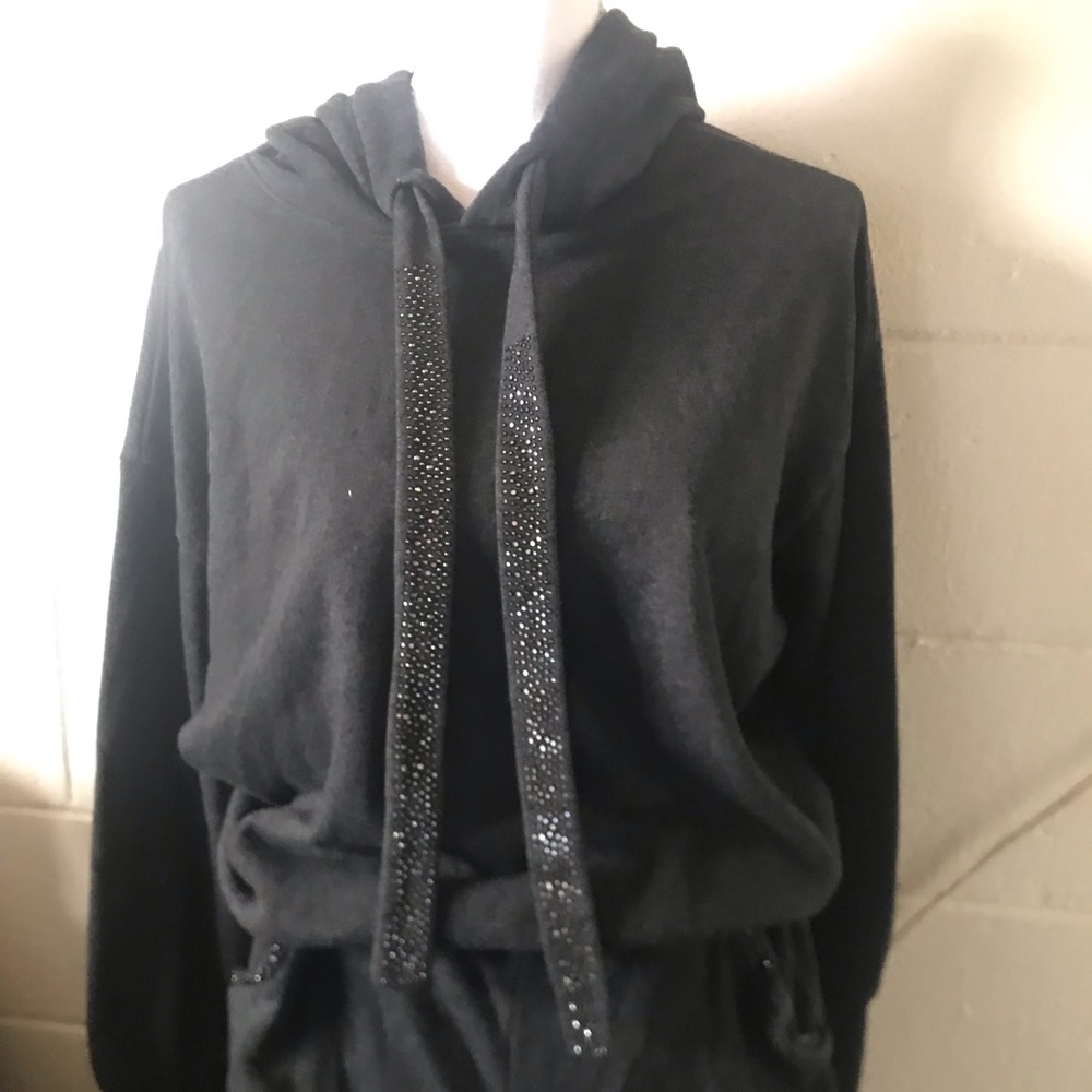 gray express brand sweatshirt and pants set size S / P in good condition